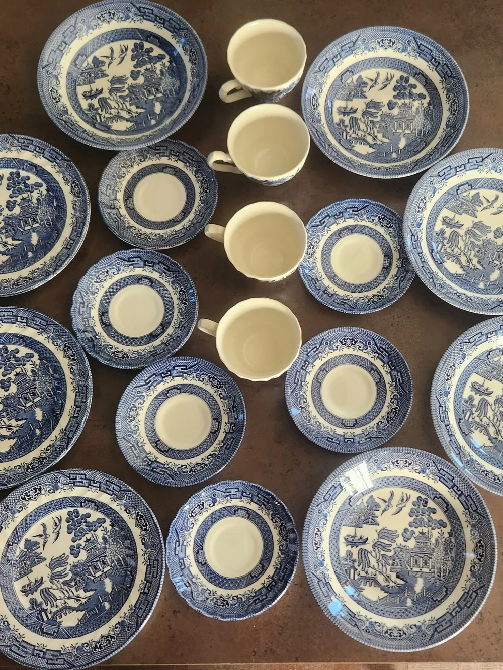 Vintage 18 Piece Blue Willow Churchill Stratfordshire England Dessert Set
